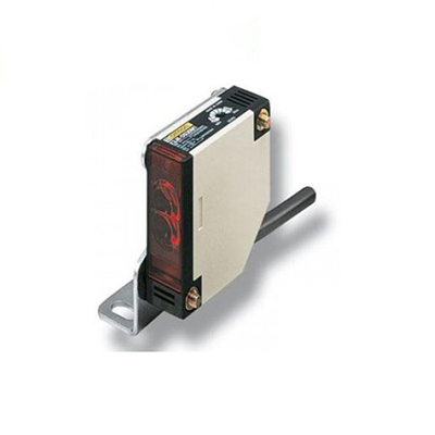 Cảm biến quang Omron E3JK-R4M 2 2M (phản xạ gương) Cảm biến quang Omron E3JK-R4M 2 2M (phản xạ gương)