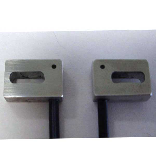 Cảm biến sợi quang Omron E32-ET15ZR-1 2M (thu phát riêng) Cảm biến sợi quang Omron E32-ET15ZR-1 2M (thu phát riêng)