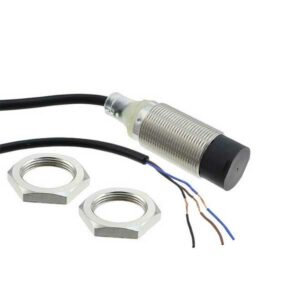 Cảm biến tiệm cận Omron E2B-M18KS05-WP-C1 2M